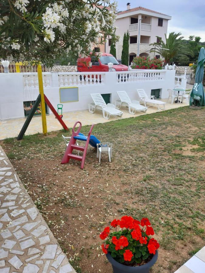 Apartmani Jadra Stara Novalja Exterior foto